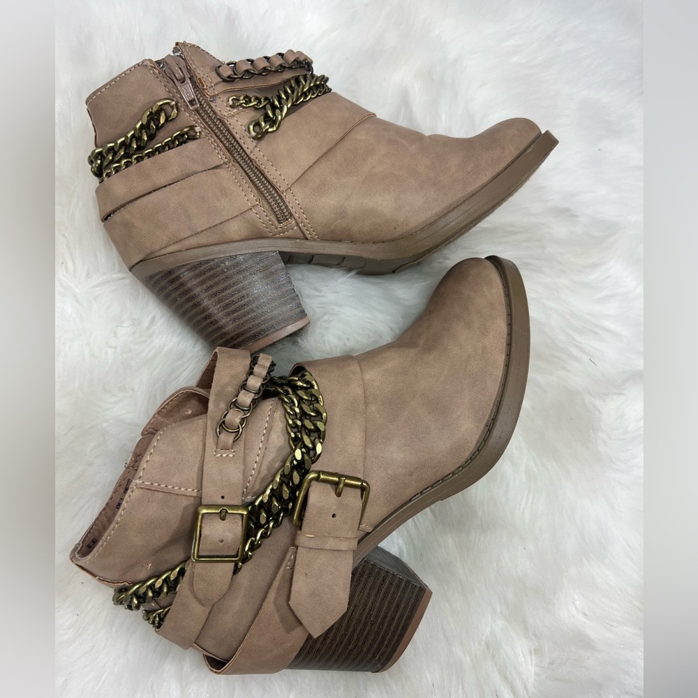 Authentic Women's American Heritage Beige Chain Ankle Biker Boots 7 Med Zipper